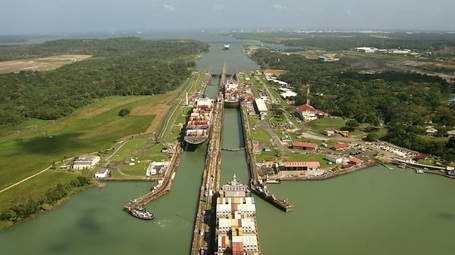 Video Panama Canal